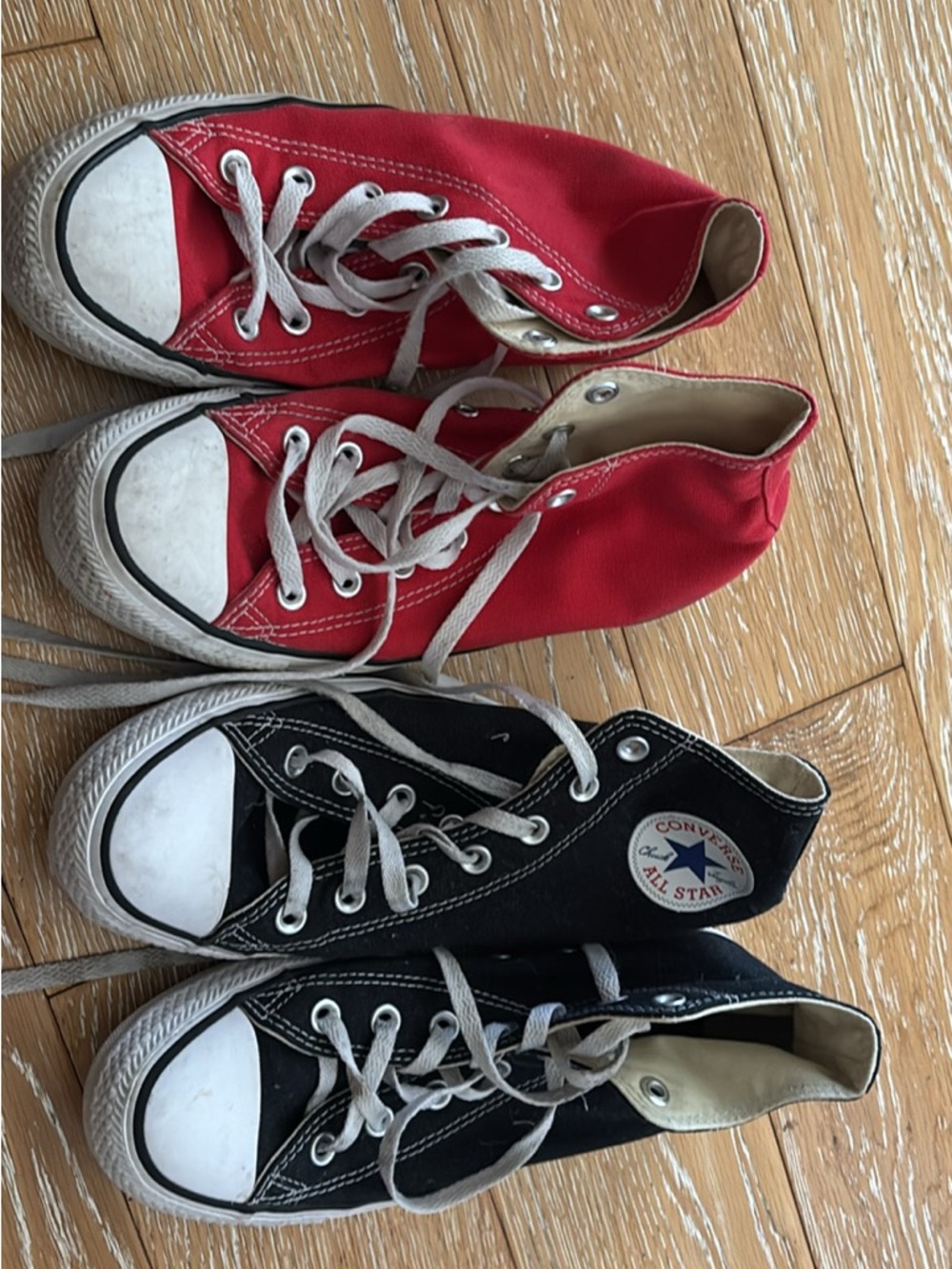 Converse Black and red High-Top Sneakers